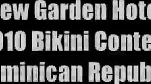 डोमिनिकन में होटल न्यू गार्डन में बिकिनी प्रतियोगिता एक असली चीज है, हुड बेब्स प्रतिस्पर्धा करते हैं